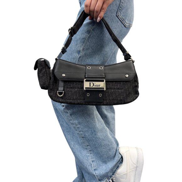 Christian Dior Vintage 2002 Trotter Street Chic Columbus Shoulder Bag [106203] - Picture 2 of 15